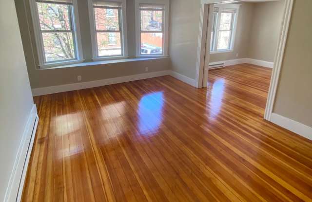 SALEM 3-Bed, 1-Bath Gallery 4