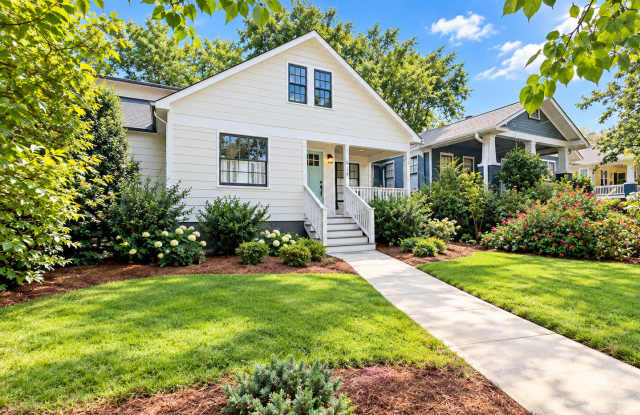 Amazing 4 bedroom house available now Gallery 1