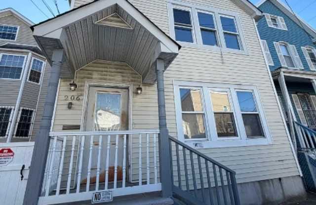 206 12th Avenue photos photos