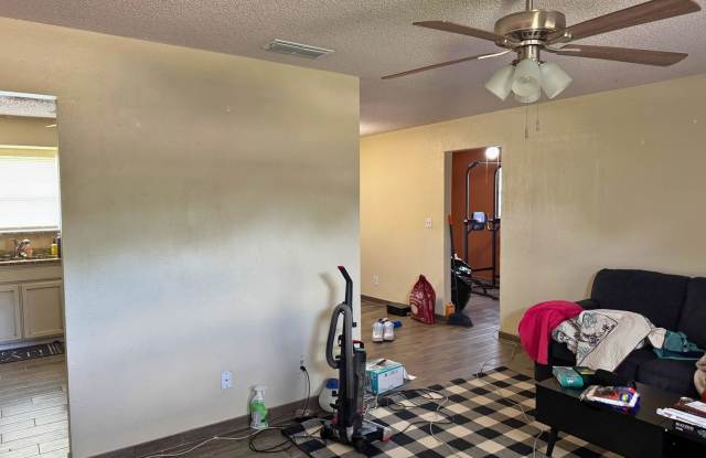 3 Bed, 1.5 Bath Home in Faith Village Gallery 4
