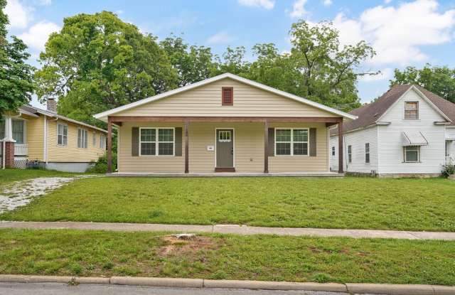 LEASE NOW! 3 BED, 3.5 BATH NEW BUILD! photos photos