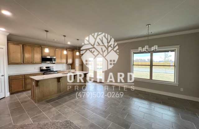Tontitown-Single-Family Home- Open Concept Briarwood Plan- 6 Month Lease Gallery 4