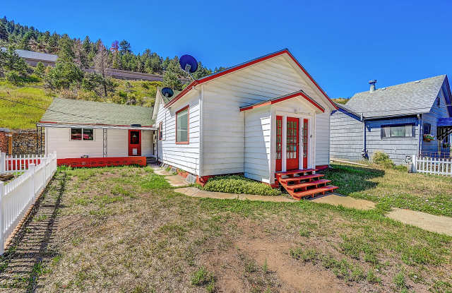 2253 Miner Street photos photos