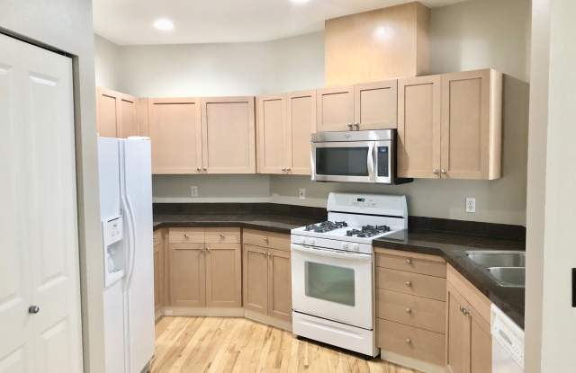 Sammamish Townhouse Gallery 3