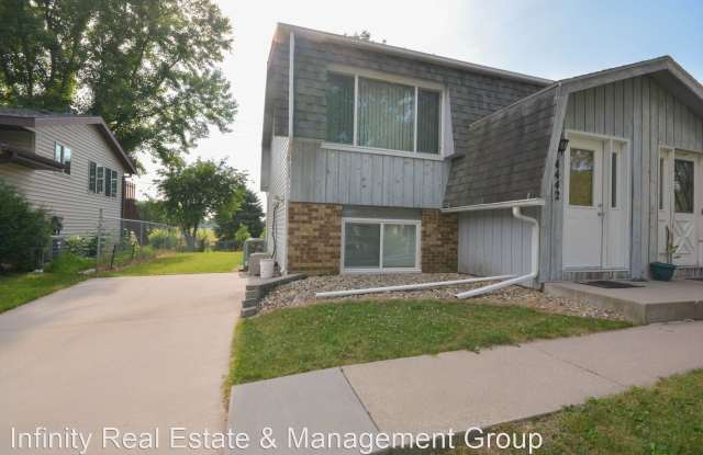 4442 13th Ave NW - 4442 13th Avenue Northwest, Rochester, MN 55901