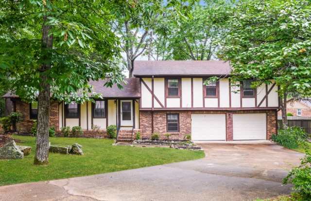 2500 Glen Echo Circle Southeast photos photos