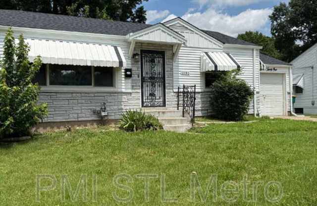 1131 Darr Dr photos photos