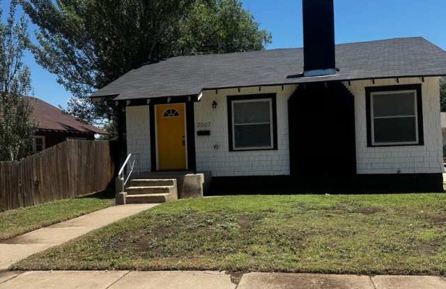 Adorable home located near Amarillo College 3/1/1 photos photos