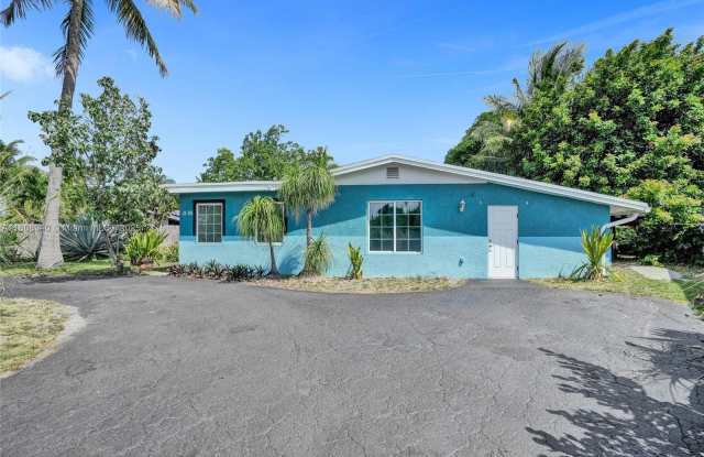 1124 NW 16th St photos photos