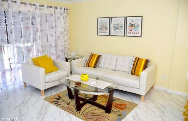 300 Park Shore DR Gallery 4