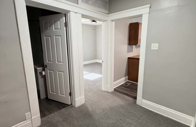 407 West Southern Avenue - 2 Gallery 2