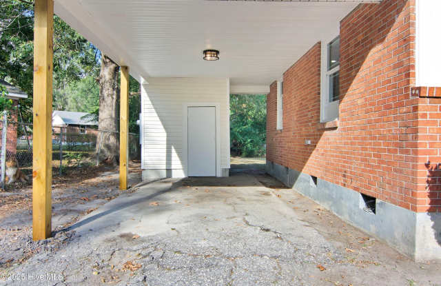 103 Armstrong Drive Gallery 3