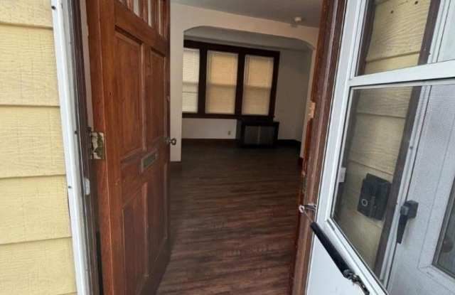 99 Cedar Ave photos photos 99 Cedar Ave photos photos