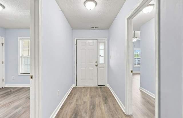 125 Whiteleaf Drive Gallery 3