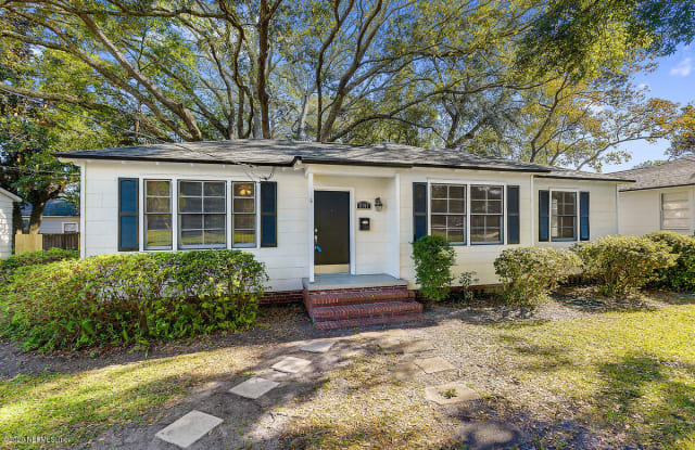 2157 BEDFORD RD - 2157 Bedford Road, Jacksonville, FL 32207