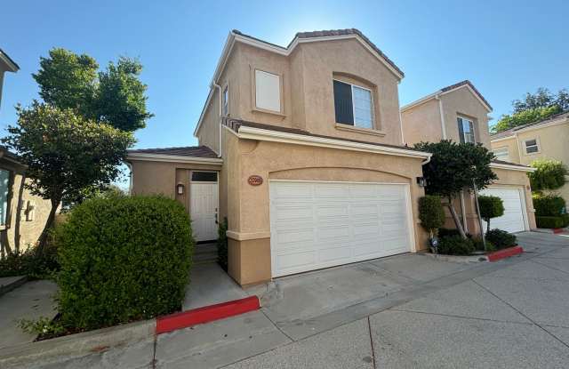 Charming 2-Bedroom Townhome in Valencia with Backyard  Community Amenities! photos photos
