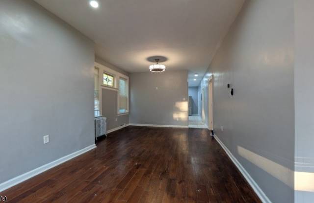 70 Vermont Ave photos photos