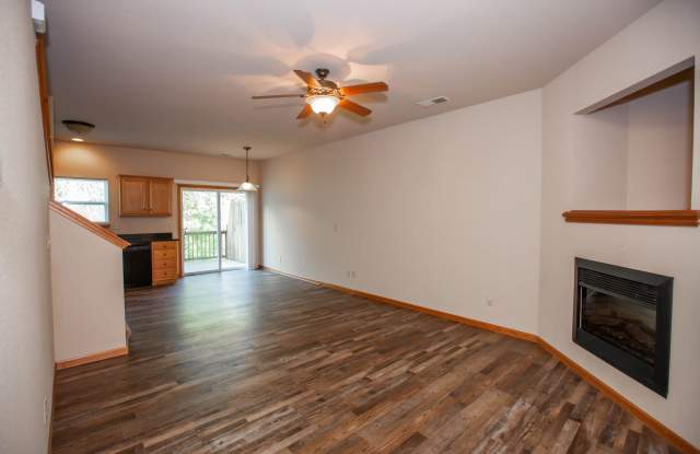 3D Tour Available - Open Floor Plan + Prestigious Miller Ranch Neighborhood + Beautiful Kitchen!! Available November 6th! photos photos