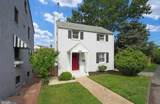5522 BLAIR RD NE photos photos
