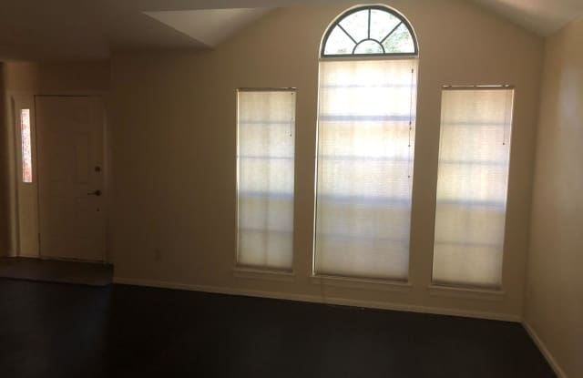 43 North Pathfinders Circle Gallery 2