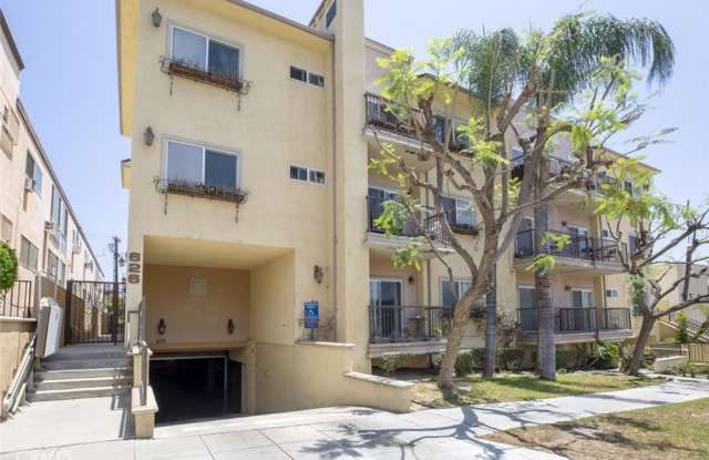 626 E Orange Grove Avenue photos photos