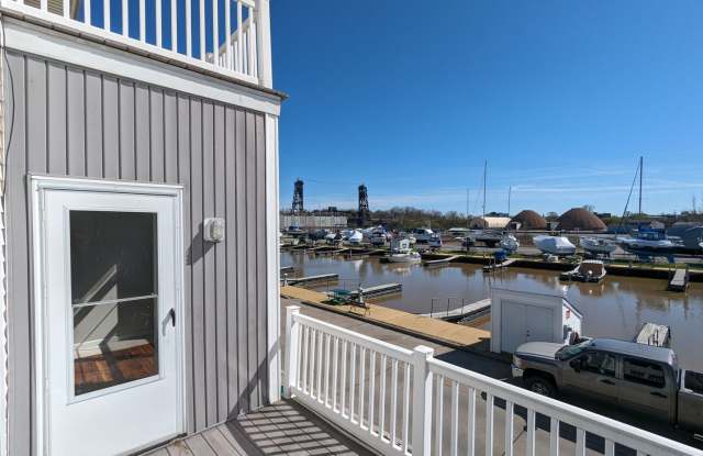 Waterfront Harborwalk Townhome Gallery 2