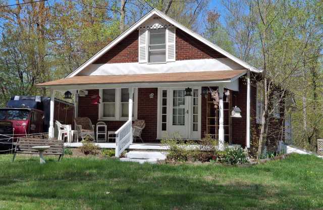 2107 N ROCKHILL ROAD photos photos
