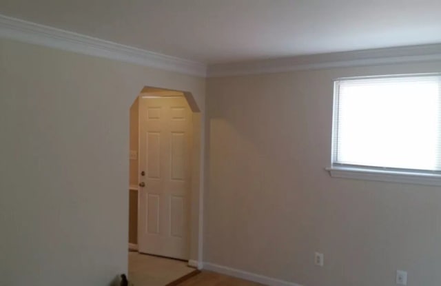 2415 Fort Drive Gallery 3