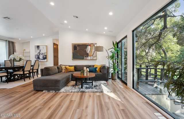 17 Sherwood Drive Gallery 4