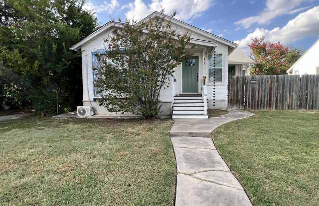 927 Donaldson Avenue photos photos