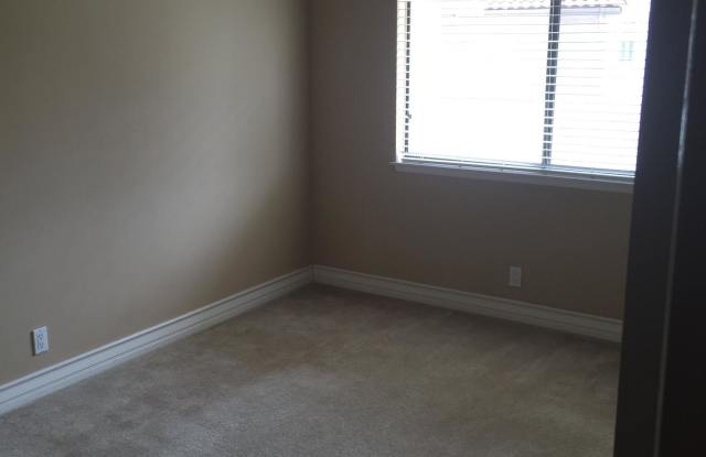 6609 Poppyview Drive Gallery 4