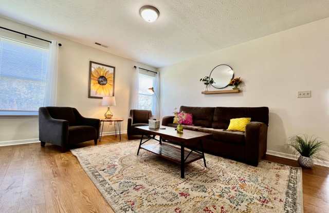 3 Bedroom 1 Bathroom Attached House Gallery 4