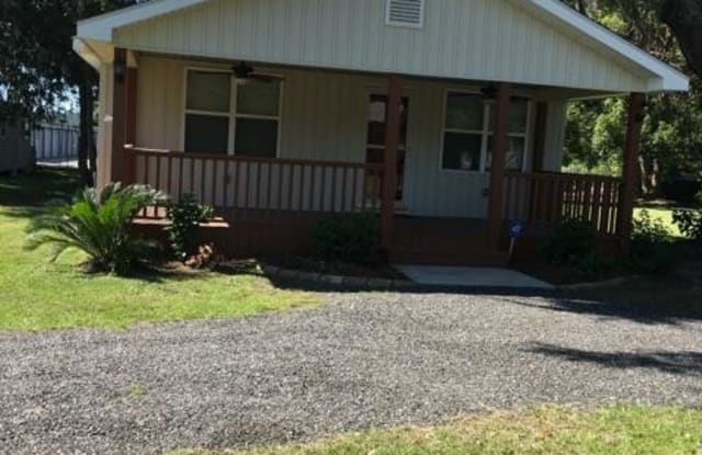 148 Crispen Blvd - 148 Crispen Blvd, Dock Junction, GA 31525