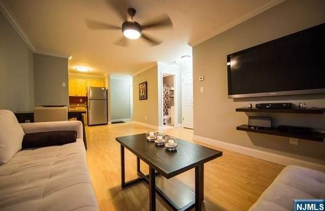 917 Thoreau Court Gallery 4