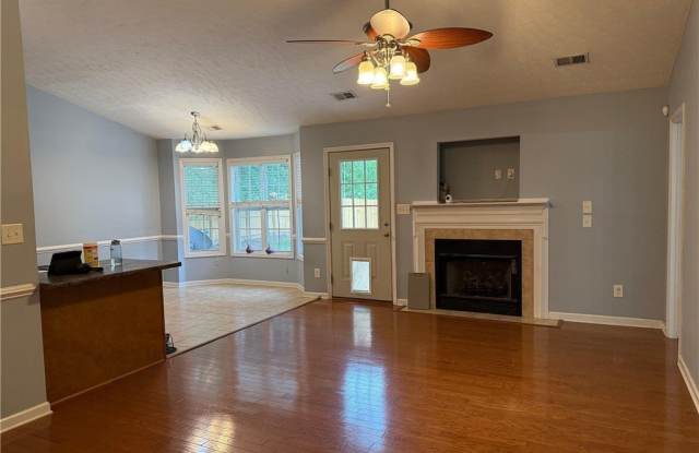 1520 Timberrock Court Gallery 2