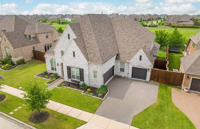 4431 Woodbine Lane Gallery 2