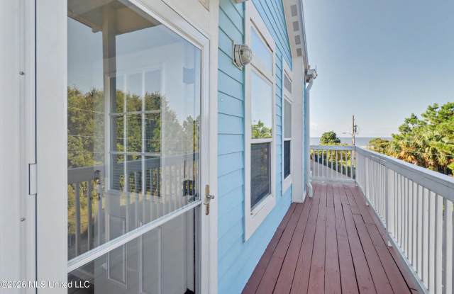 1515 E Beach Boulevard lot: 230 Gallery 1