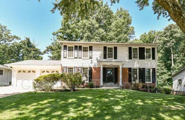 5012 Sideburn Rd. photos photos