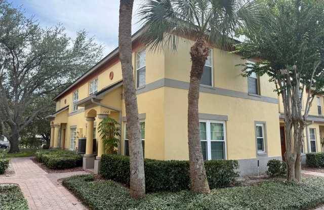 Coquina Key Townhomes Gated community 3/2.5 Gallery 1