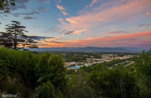 4210 Vanetta Drive Gallery 4