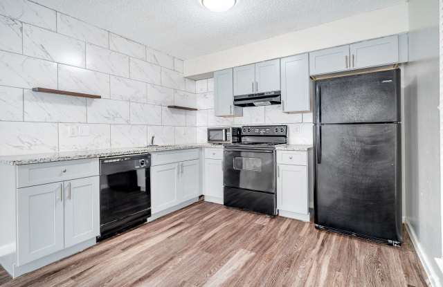 Top Location! Right in the heart of beautiful downtown Boerne! Gallery 3