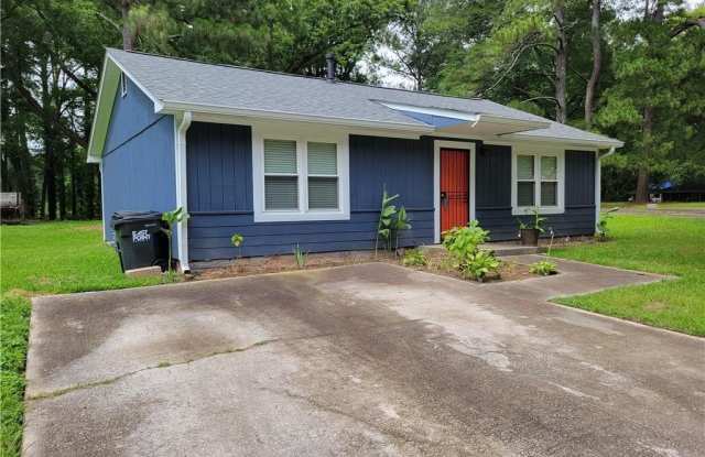 2233 Dodson Drive Gallery 2