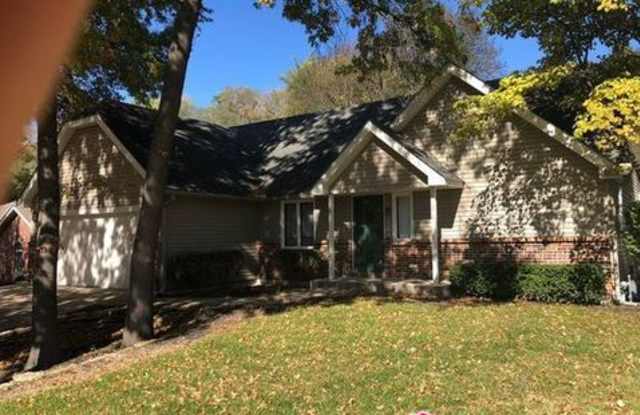 1218 Holman South Gallery 2