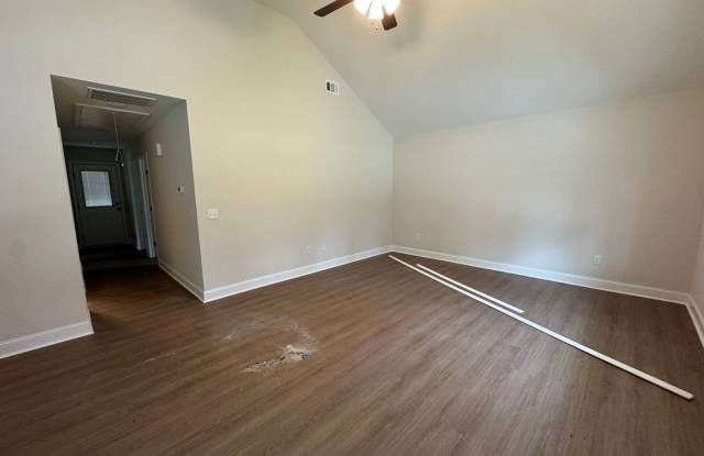 117 Beasley Rd. Gallery 4