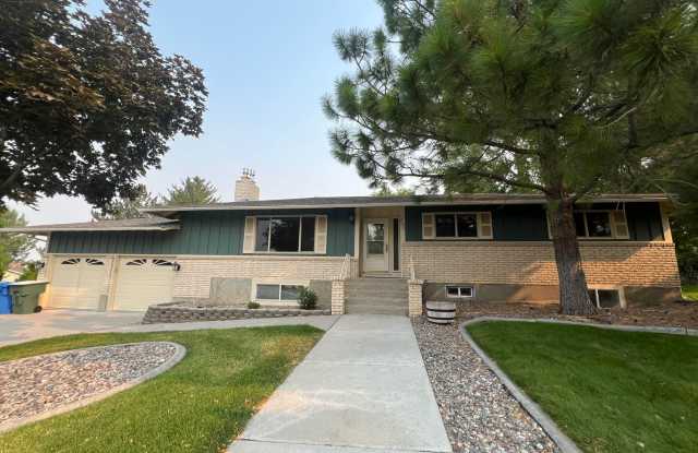 Spacious Family Home in Highland High School Area – Pocatello, ID! photos photos