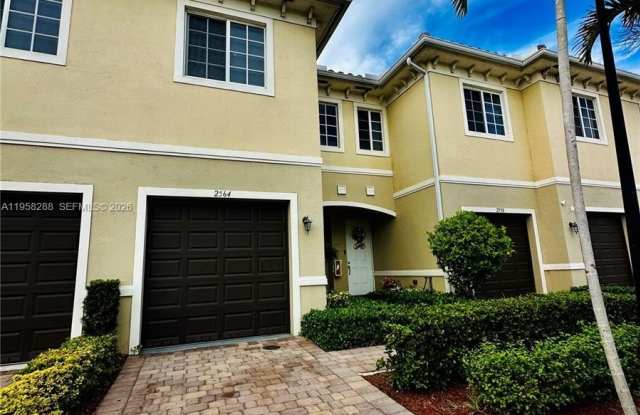 2574 SW 81st Ter photos photos