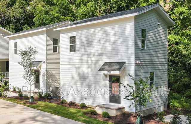 2811-103 Wilcox Place photos photos