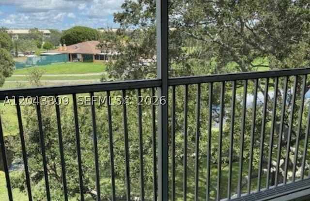 1001 SW 128th Ter photos photos