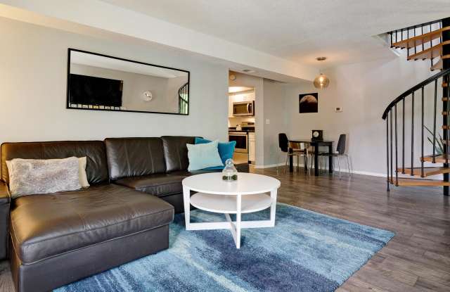 1287 Lake Shore Drive Gallery 3