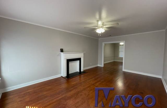 3 bedroom in Highland! Gallery 1